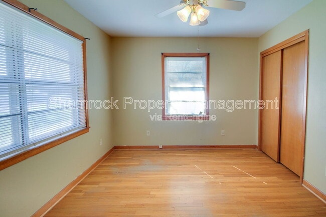 Building Photo - 315 Estates Dr