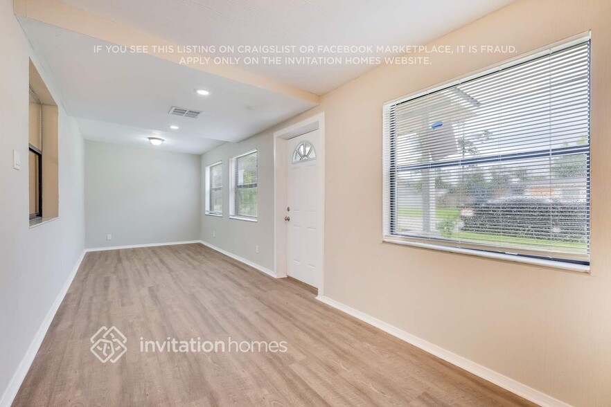 Building Photo - 6716 Wurn Park Ct