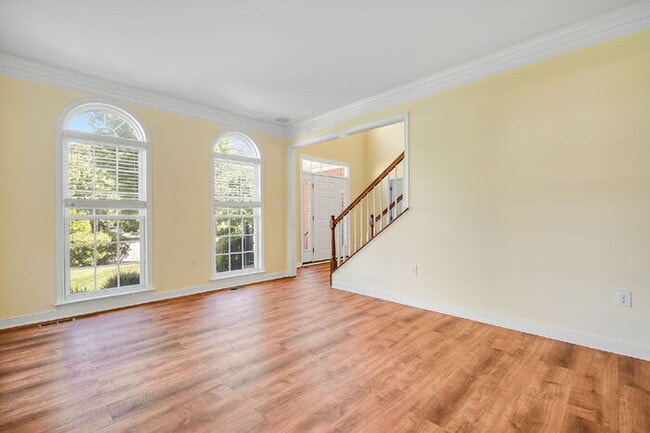 Building Photo - Spacious 5 Bedroom Home in Moseley – $3,800/mo