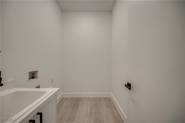 Building Photo - 1531 NW 40th Pl