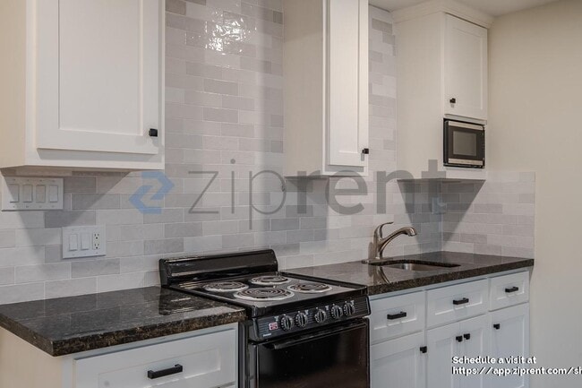 Building Photo - 4031 Leeshire Dr