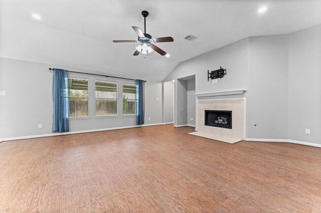 Building Photo - 21322 Hannover Pines Dr