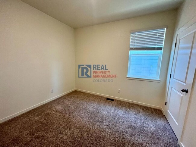 Building Photo - 10176 Castor Dr