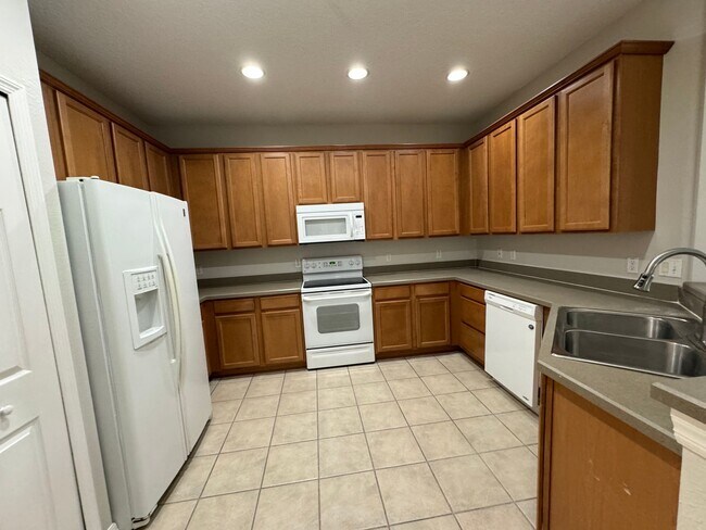 Building Photo - 10360 Sandy Marsh Ln