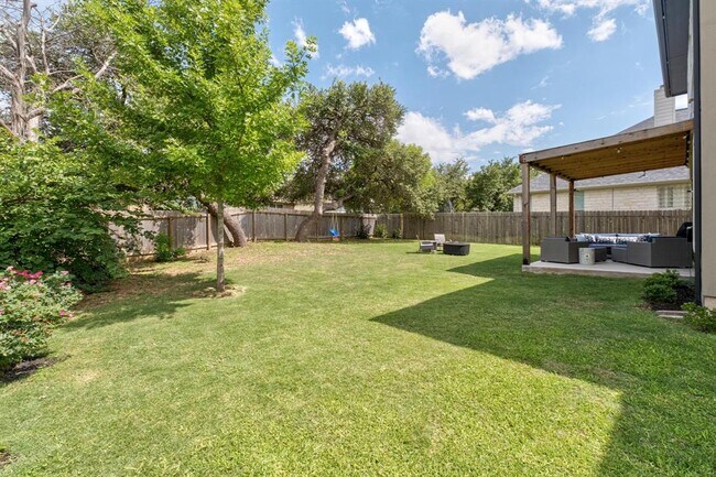 Building Photo - 5701 Sunset Ridge