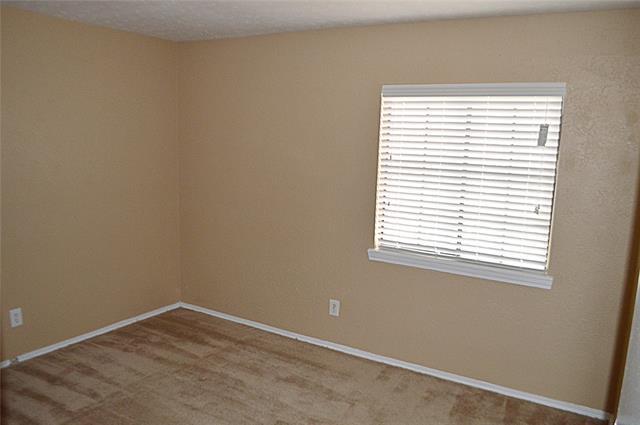 Building Photo - 3304 Forest Creek Dr