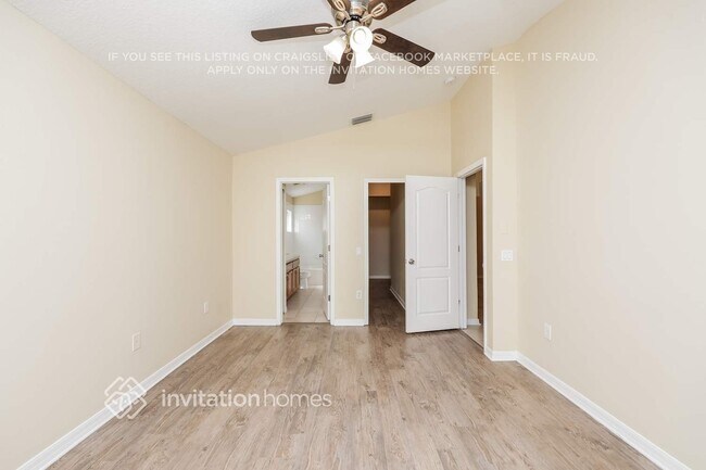 Building Photo - 507 Somerstone Dr