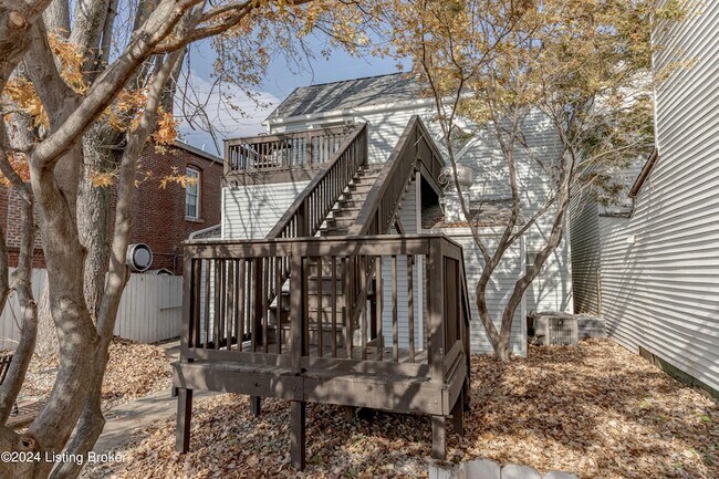 Building Photo - 1804 Frankfort Ave