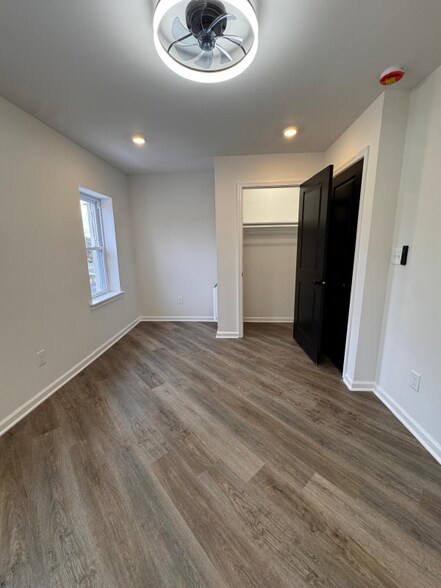 Building Photo - 4921 Haverford Ave