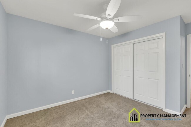 Building Photo - Inviting 3-Bedroom, 2-Bathroom Residence w...