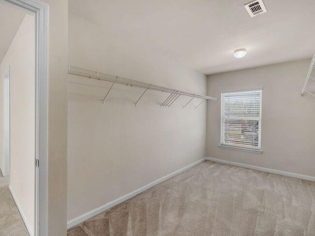 Building Photo - 2325 Braelin Loop