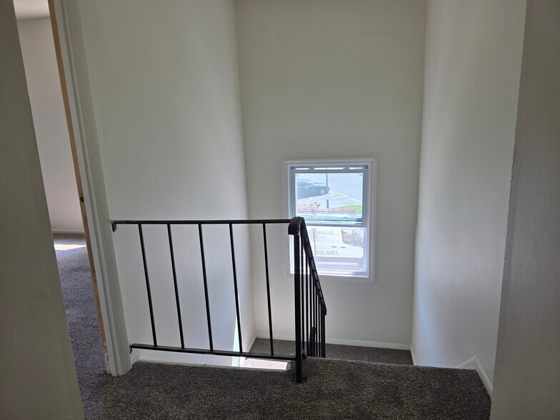 Building Photo - 1718 Judy Way