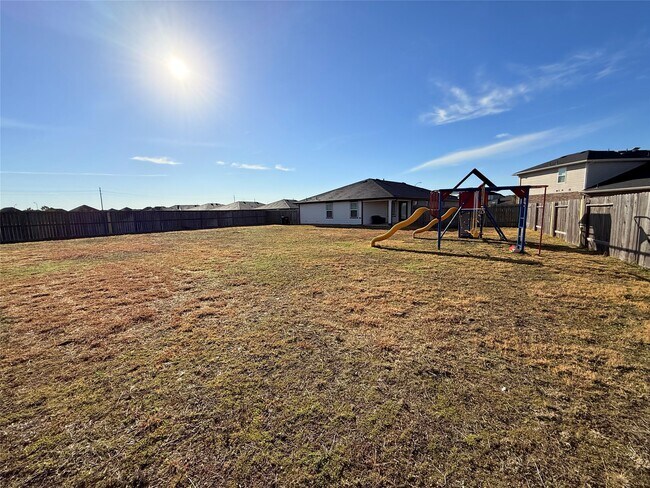 Building Photo - 28930 Yampa Mill Ln