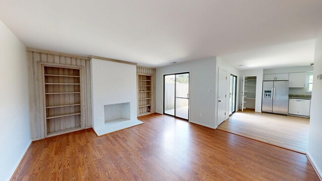 Building Photo - 606 Angler Way