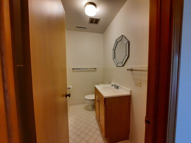 Half Bath - 1450 Wing St