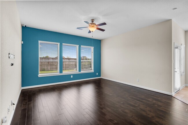 Building Photo - 9430 Jayci Hills Ln