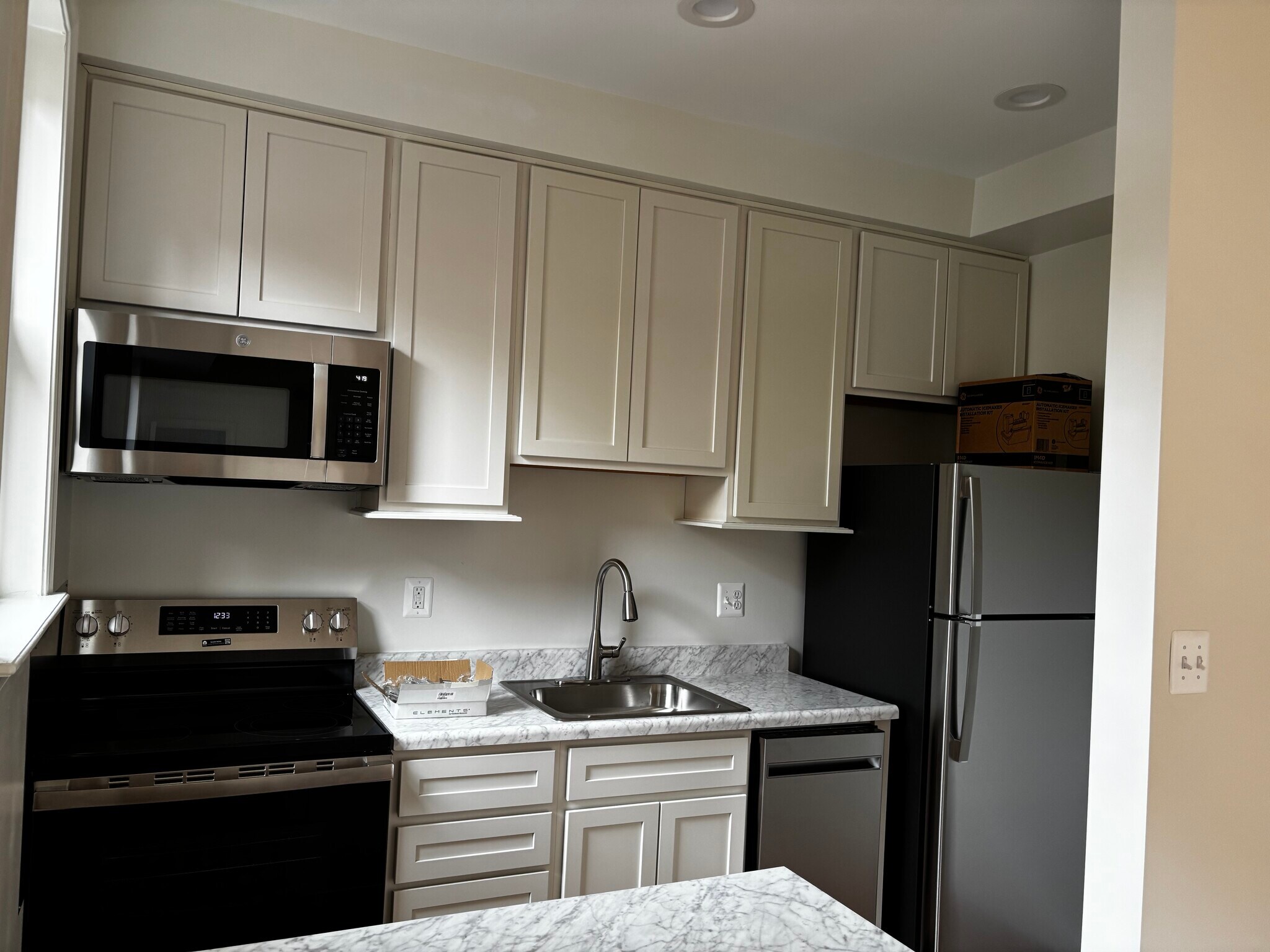 Building Photo - 1447 Chapin St NW