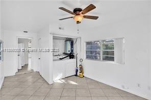 Building Photo - 858 SW 11th Ct