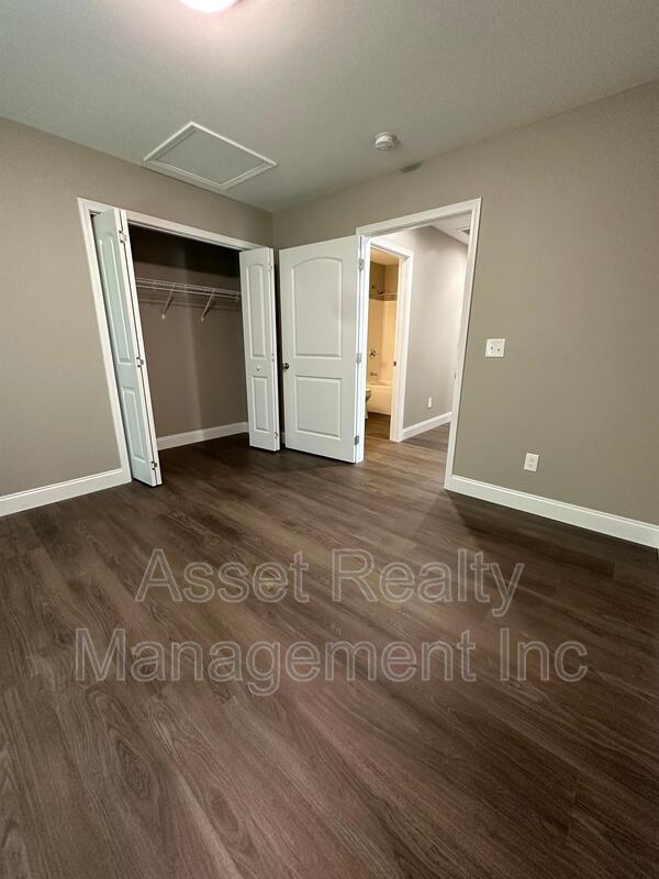 Building Photo - 112 Bennett Ln