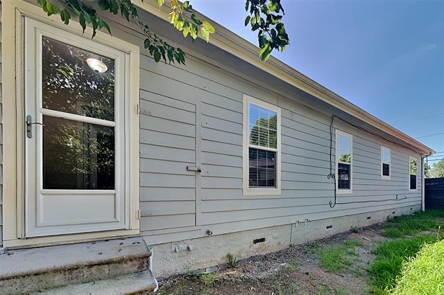 Building Photo - 1416 Record Crossing Rd