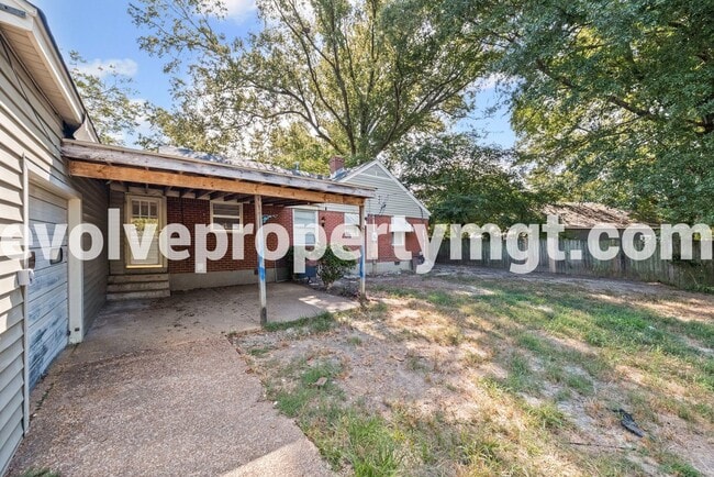 Building Photo - FULLY RENOVATED BERCLAIR RENTAL!