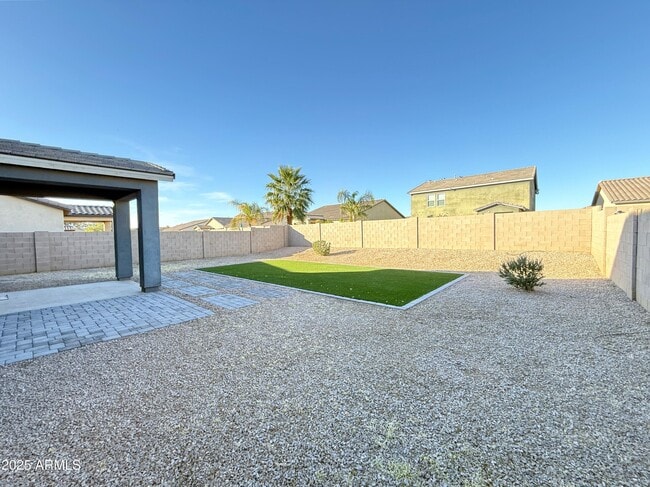 Building Photo - 2720 E Omega Dr