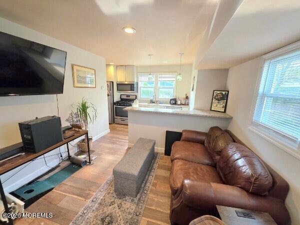 Building Photo - 1014 Fifth Ave