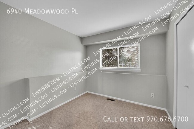 Building Photo - 6940 Meadowwood Pl