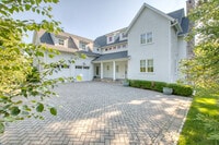 Building Photo - 507 River Rd
