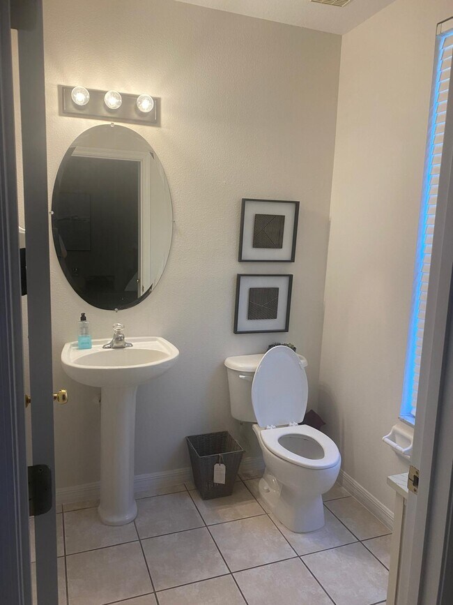 Building Photo - 6276 Westcott Cove Blvd