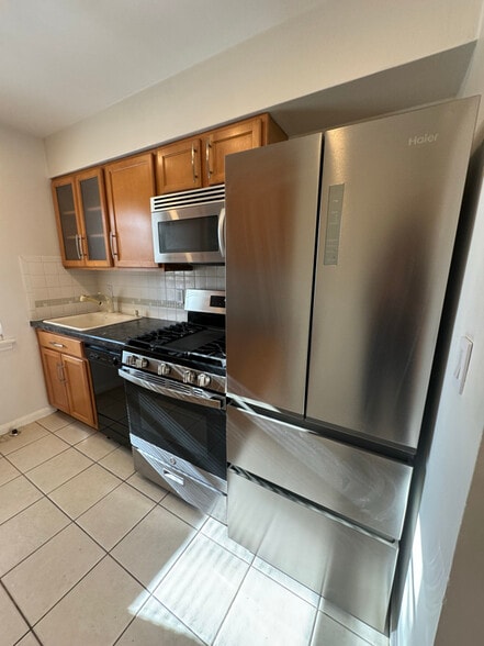 Building Photo - 245 Passaic Ave