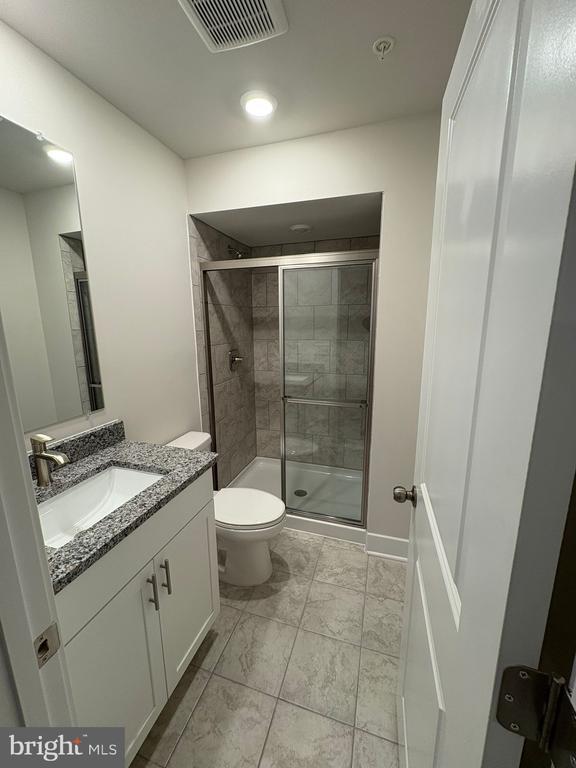 Building Photo - 254 Birdie Ct