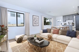 Building Photo - 3412 Bellevue Ave