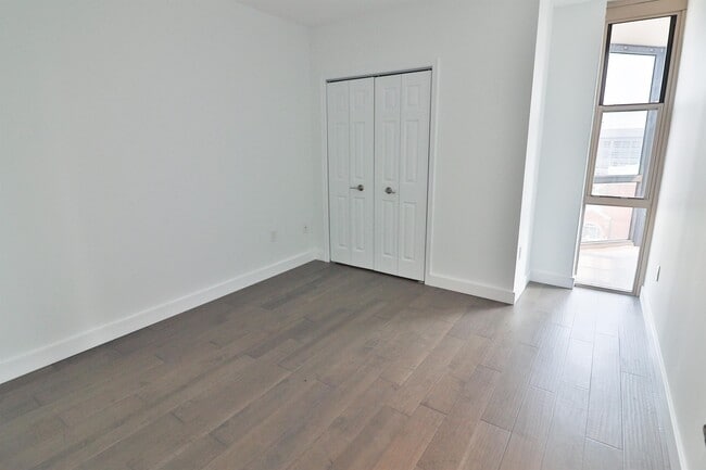 Building Photo - 24 Courthouse Sq