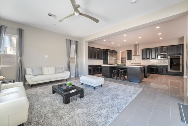 Building Photo - 813 Horizon Canyon Dr