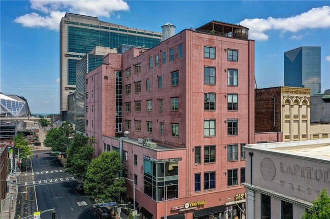 Primary Photo - 87 Peachtree St SW