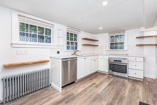 Building Photo - 1 Mugford St