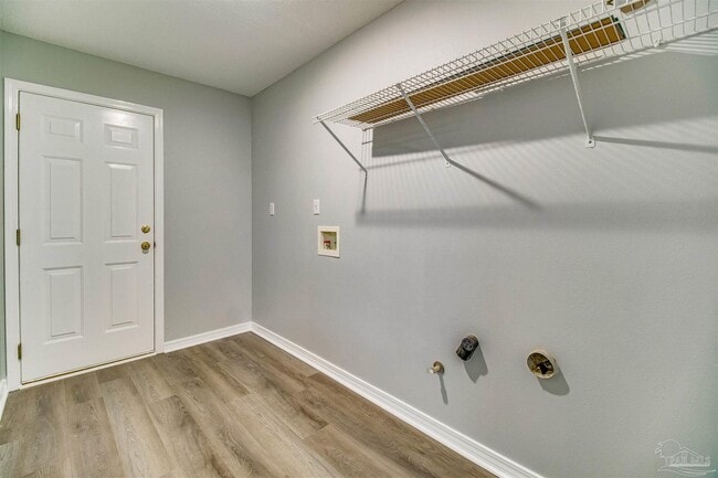 Building Photo - 9144 Sebring Dr