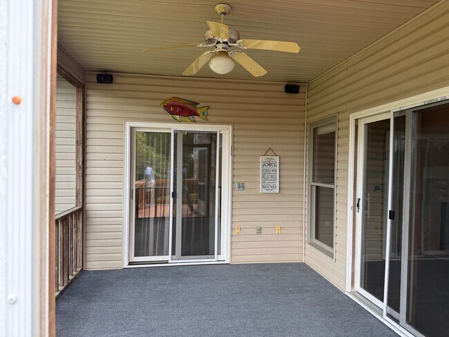 Building Photo - Chapin Lake Life - Call Lexington office for information 803-359-0793