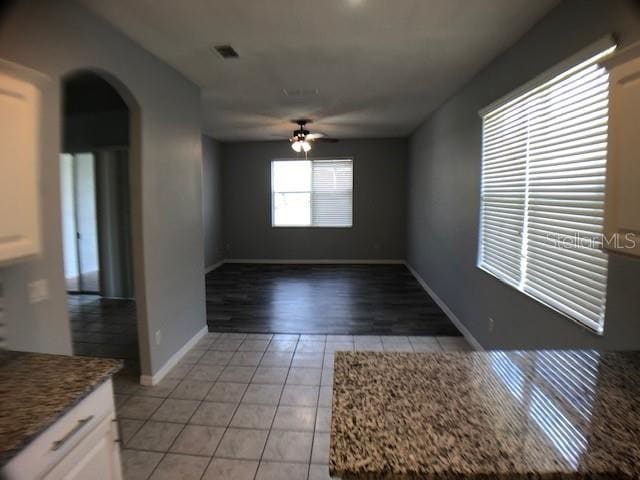 Building Photo - 2605 Southpointe Ct