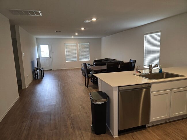 Building Photo - 4226 Midnight Marble Dr