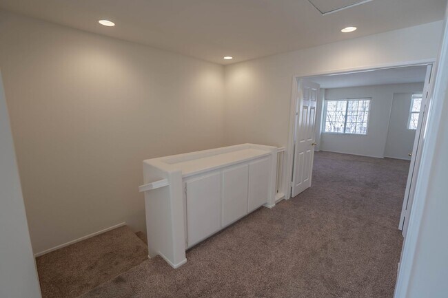 Building Photo - COMING SOON! The Palisades -  3 Bedroom Townhome for Rent in Stevenson Ranch!