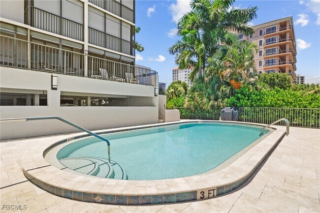 Building Photo - 10562 Gulf Shore Dr