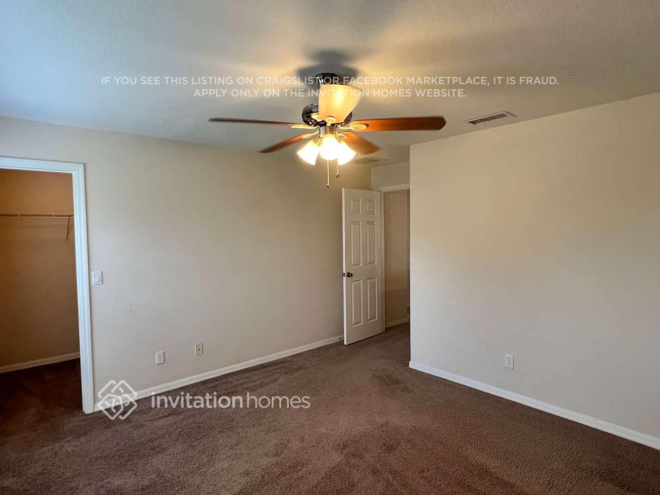 Building Photo - 391 SW Millard Dr