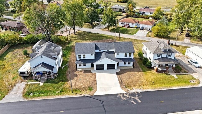 Building Photo - 3710 Wayne Trce