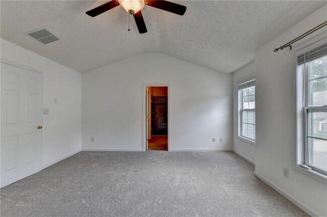 Building Photo - 3067 Kentmere Dr