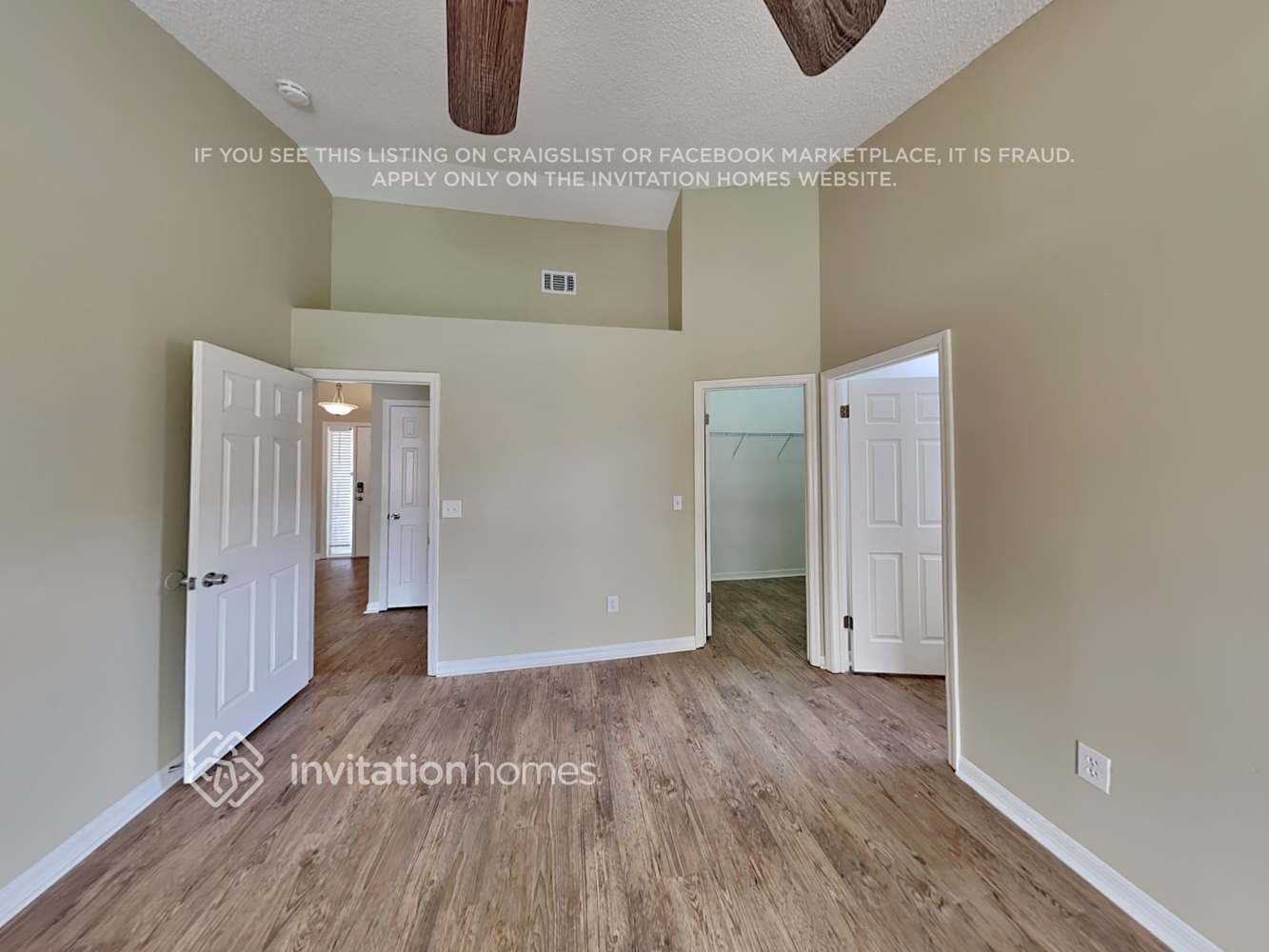 Building Photo - 1054 Providence Ln
