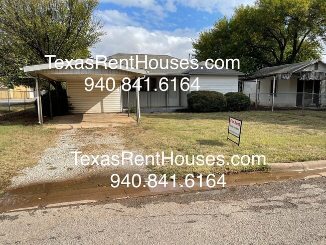 Primary Photo - $750 Rent for a Cute Cozy Home!!!