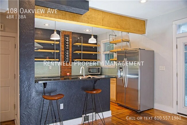 Building Photo - 108 Oakview Ave