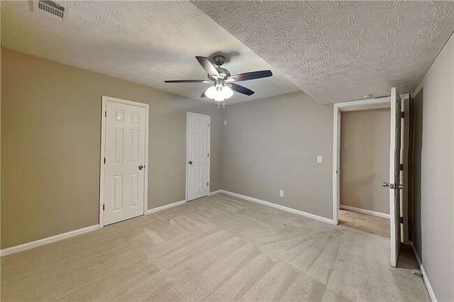 Building Photo - 2981 Sutton Glen